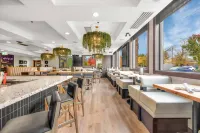 Sandman Hotel Vancouver Airport