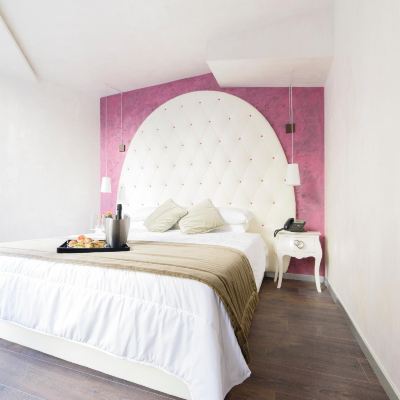 Deluxe Junior Suite Hotel Vespasiano Promo Code