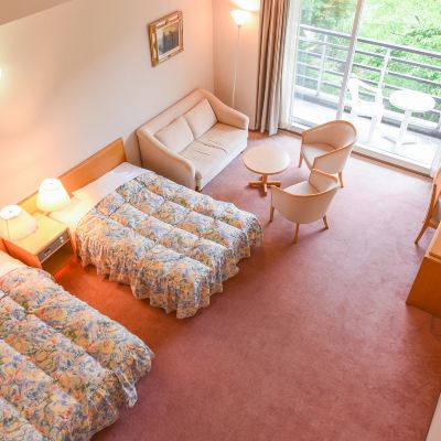 西洋風スタンダードマウンテンビューメゾネットクアッドルーム(禁煙) 東山温泉メイプルプラザ クーポン