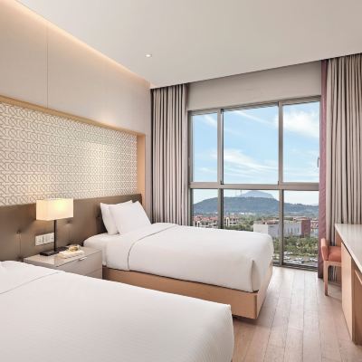 [Jimjilbang Pkg] Superior Twin Room (2 Jjimjilbang Tickets +1 Shinwha Park Big3 Ticket) 1 Per Stay 濟州神話世界度假飯店 – 藍鼎優惠