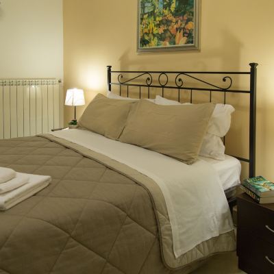 Standard Double Room with Double Bed Catania Inn Promo Code