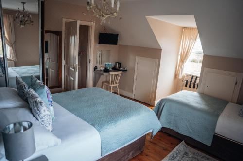 双人或双床房享有园景