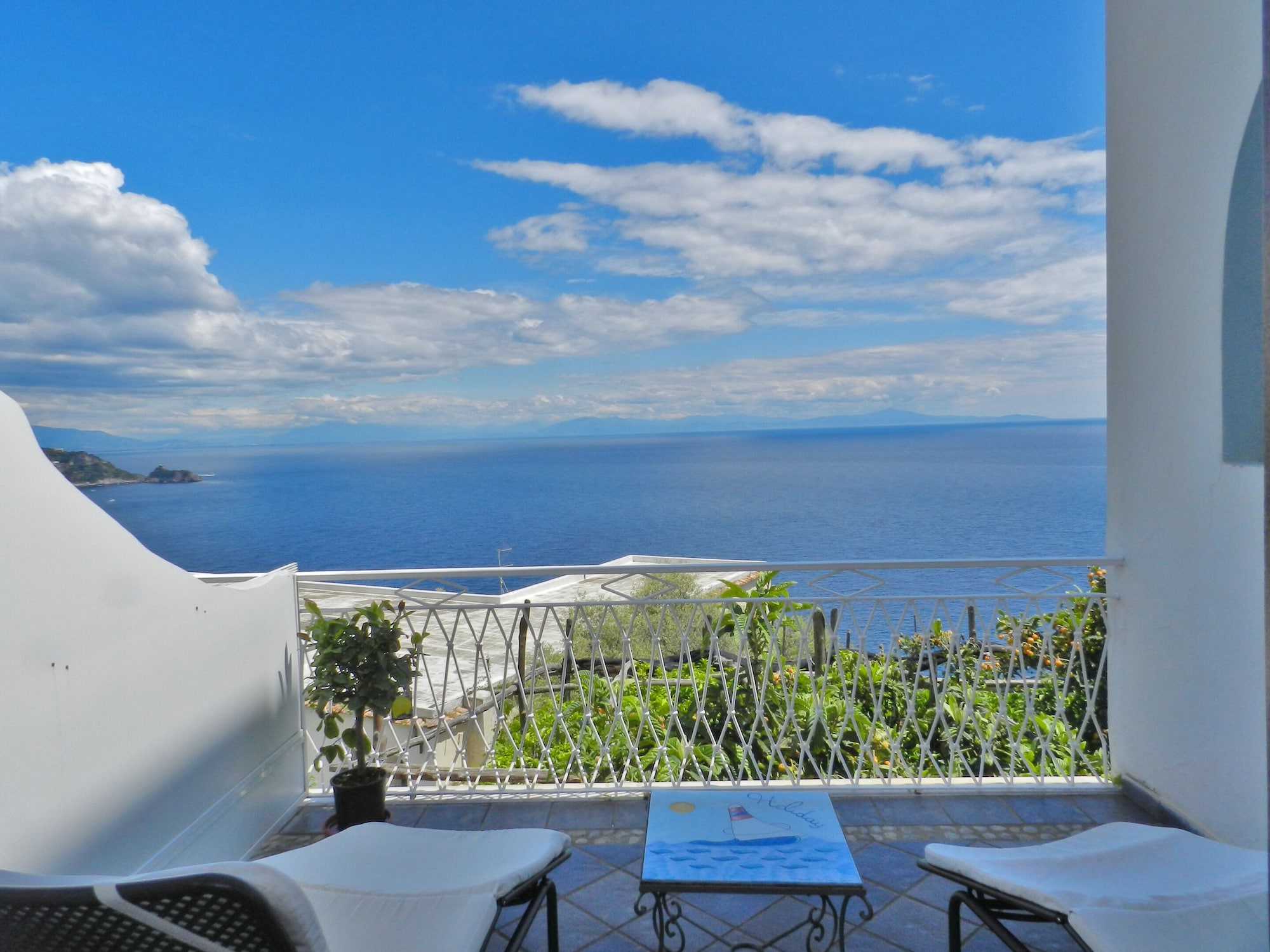 高级房， 按摩浴缸， 海景