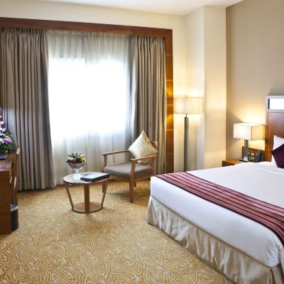 標準特大床或雙人間 杜拜地標大酒店優惠