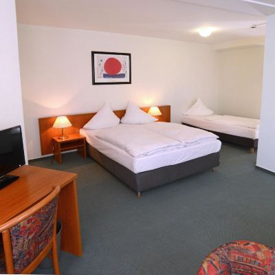 Triple Room Apart Hotel Sehnde Promo Code