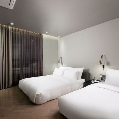 [Summer Package For 3]Korean Family Twin Room With And Swimming Pool Ticket For 1 Time Use 파크 마린 호텔 쿠폰