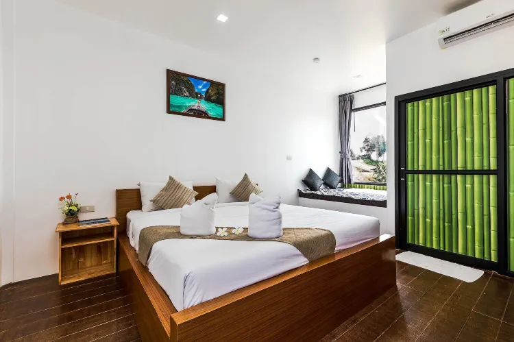 Deluxe Room (New Building)
