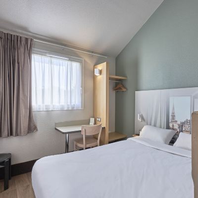 Quadruple Room B&B Hôtel Honfleur Promo Code