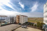 Atlantic Breeze Suites