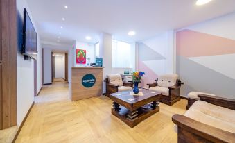 Hotel Portal Del Norte - Housity