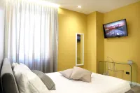 Primo a Destra Hôtels à : 