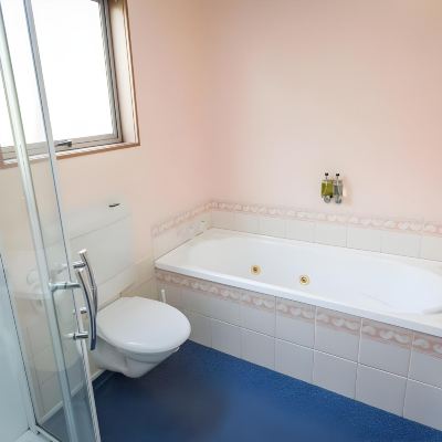 Twin Studio Parklands Motor Lodge Promo Code