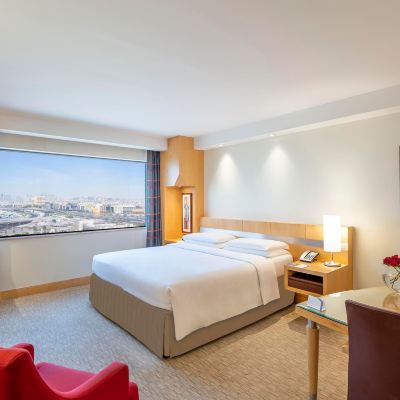 King Room-Club Access