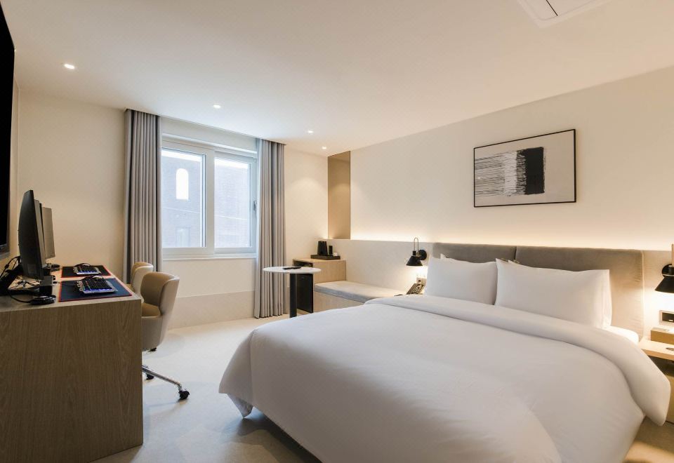 성신여대 우디 객실