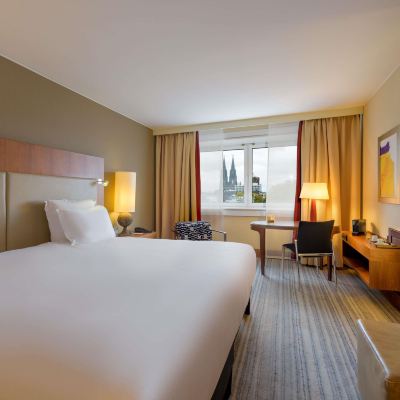 Domblick Deluxe King Room Pullman Cologne Promo Code