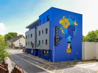 Snoozles Quay Street Tourist Hostel Hotels in 