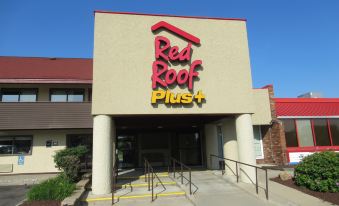Red Roof PLUS+ Ann Arbor - University of Michigan North