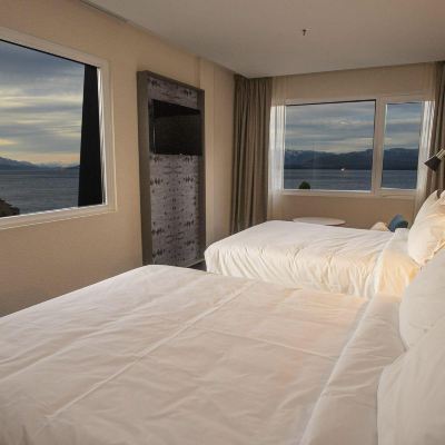 Two Double Beds With Lake View