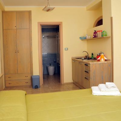 Deluxe Double or Twin Room with Kitchen