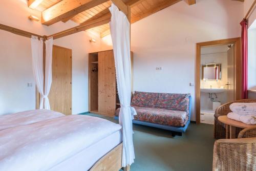 高级一卧室带阳台公寓