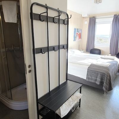 Double or Twin Room with Private Bathroom