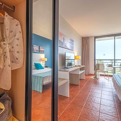 Studio with Sea View (2 Adults + 1 Child)