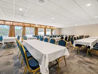 Days Inn by Wyndham Dubuque Hotels in Dubuque