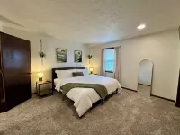 Vintage modern / boho Gallatin townhome!