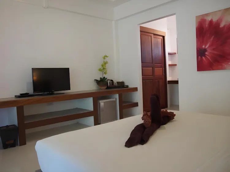 ห้องดับเบิลวิวสระว่ายน้ำชั้น 2