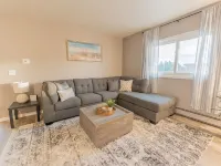 Lake Views, Cozy 2-bedroom condo newly remodeled, downtown Escanaba Hotels in Escanaba