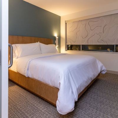 One-Bedroom Executive King Suite Element St. Louis Midtown Promo Code