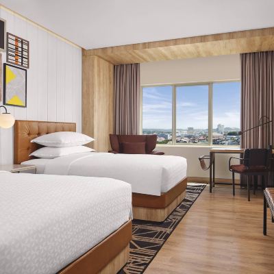 Deluxe Twin Room with City View