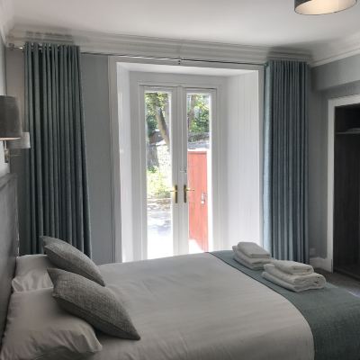 Room 9-Double Room Arrandale Guest House Promo Code