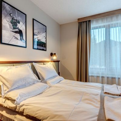 One-Bedroom Apartment with Fireplace and Mountain View Mountain Lake Hotel Promo Code