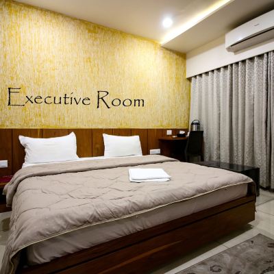 Premium Room Hotel Midtown Promo Code