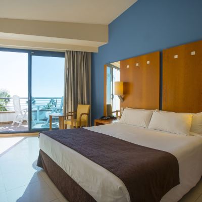 Double or Twin Room with Terrace and Sea View Hotel Miami Mar Promo Code