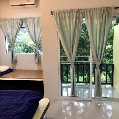 Deluxe King Room Chillchill Promo Code