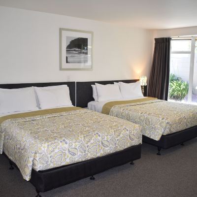 Executive Twin Room, 2 Double Beds Baywatch Motor Inn Promo Code