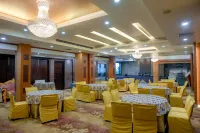 Hotel Leela Grande