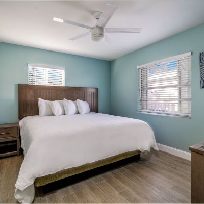 King Suite - Hearing Accessible Rainbow Bend Resort Promo Code