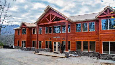 Breathtaking 14Br Cabin: Elevator Views Games Hot Tubs Galore Hotele w: 