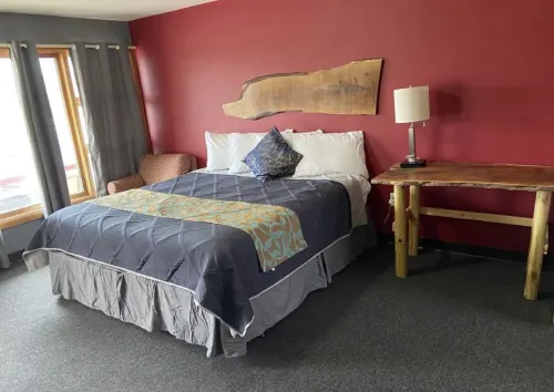 Tri-States Wood Inn
