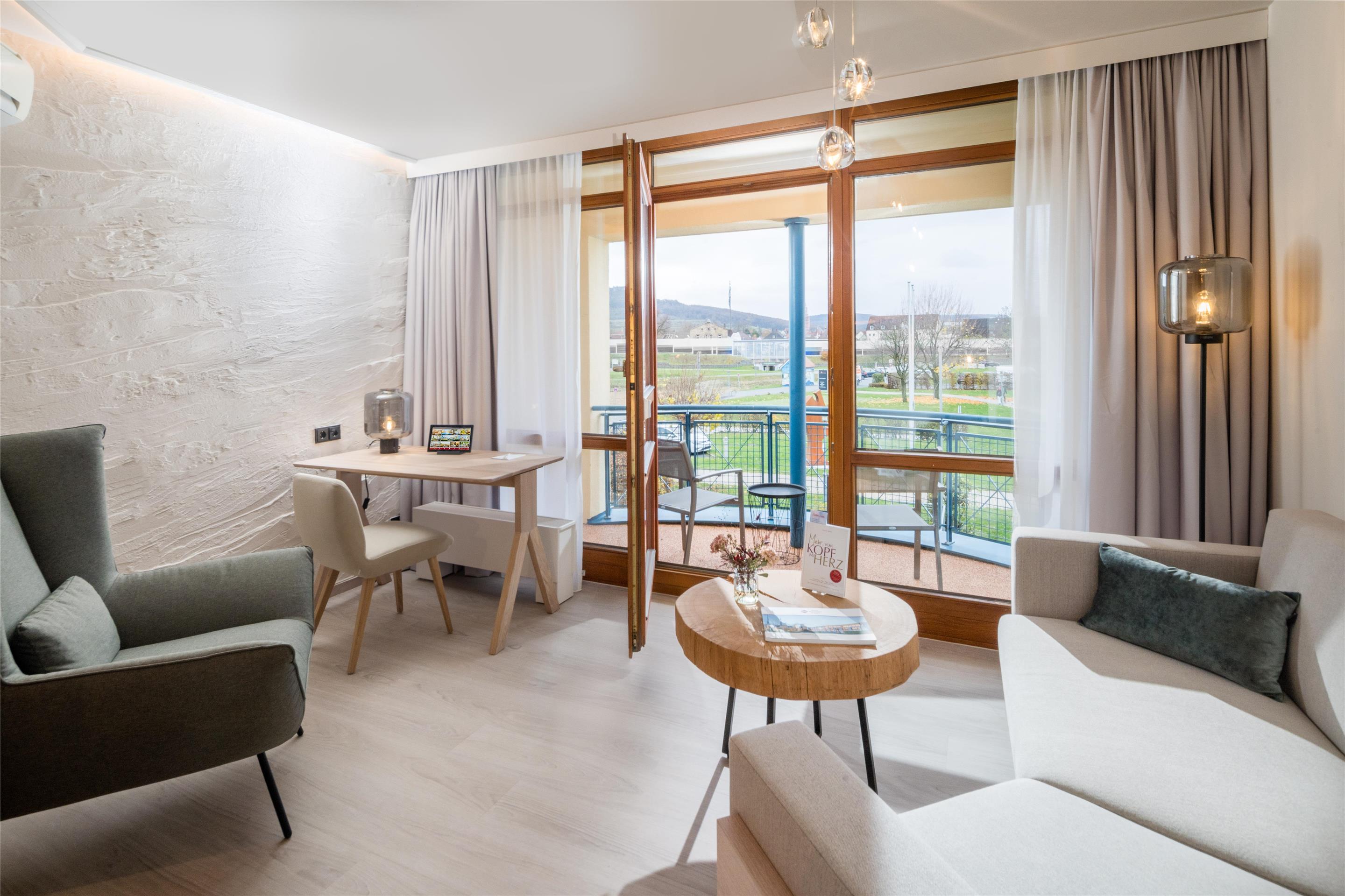 1 Double Bed, Junior Suite, Balcony, Street Side, Sitting Area, Full Breakfast