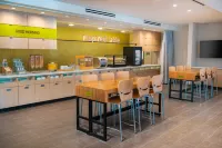 Home2 Suites by Hilton Corona