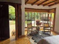 La Armenia Estate, Cottage Hotel Hotele w: 