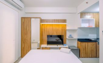 Comfortable and Cozy Studio Room at Transpark Cibubur Apartment