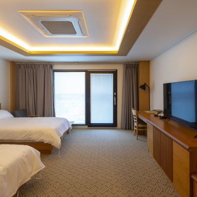 1st Floor Standard Double YeongCheon Auno feliz Promo Code