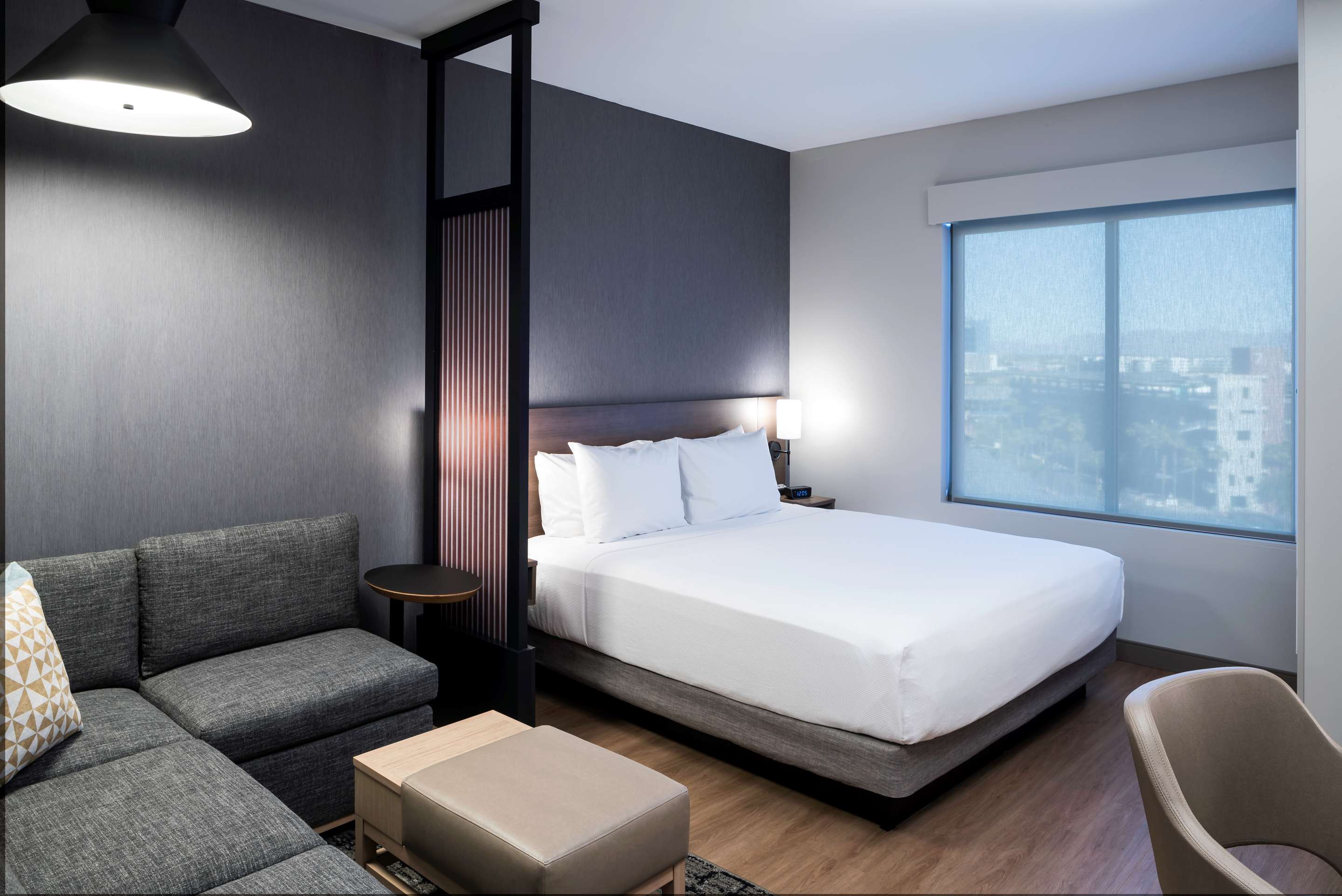 高楼层特大床房