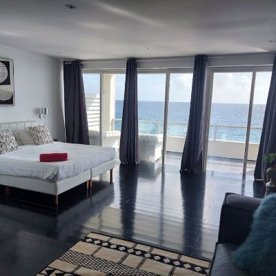 Junior Suite with Two King Beds Ocean Front