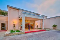 The Lalit Temple View Hotels in 